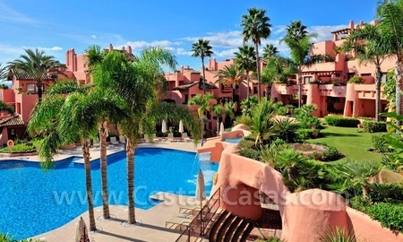 /db/huizen/1322842196pool_01_109773.jpg.thumb.jpg