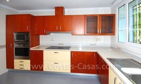 /db/huizen/1323358143110_kitchen_108289.jpg.thumb.jpg