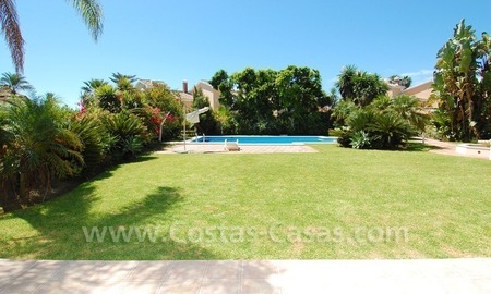/db/huizen/1323358143terrace_garden_pool_01_108289.jpg.thumb.jpg