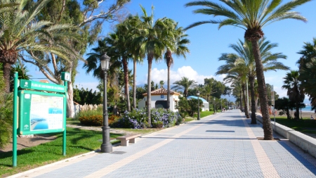 /db/huizen/1326473749boulevard_san_pedro_infobord.JPG.thumb.JPG