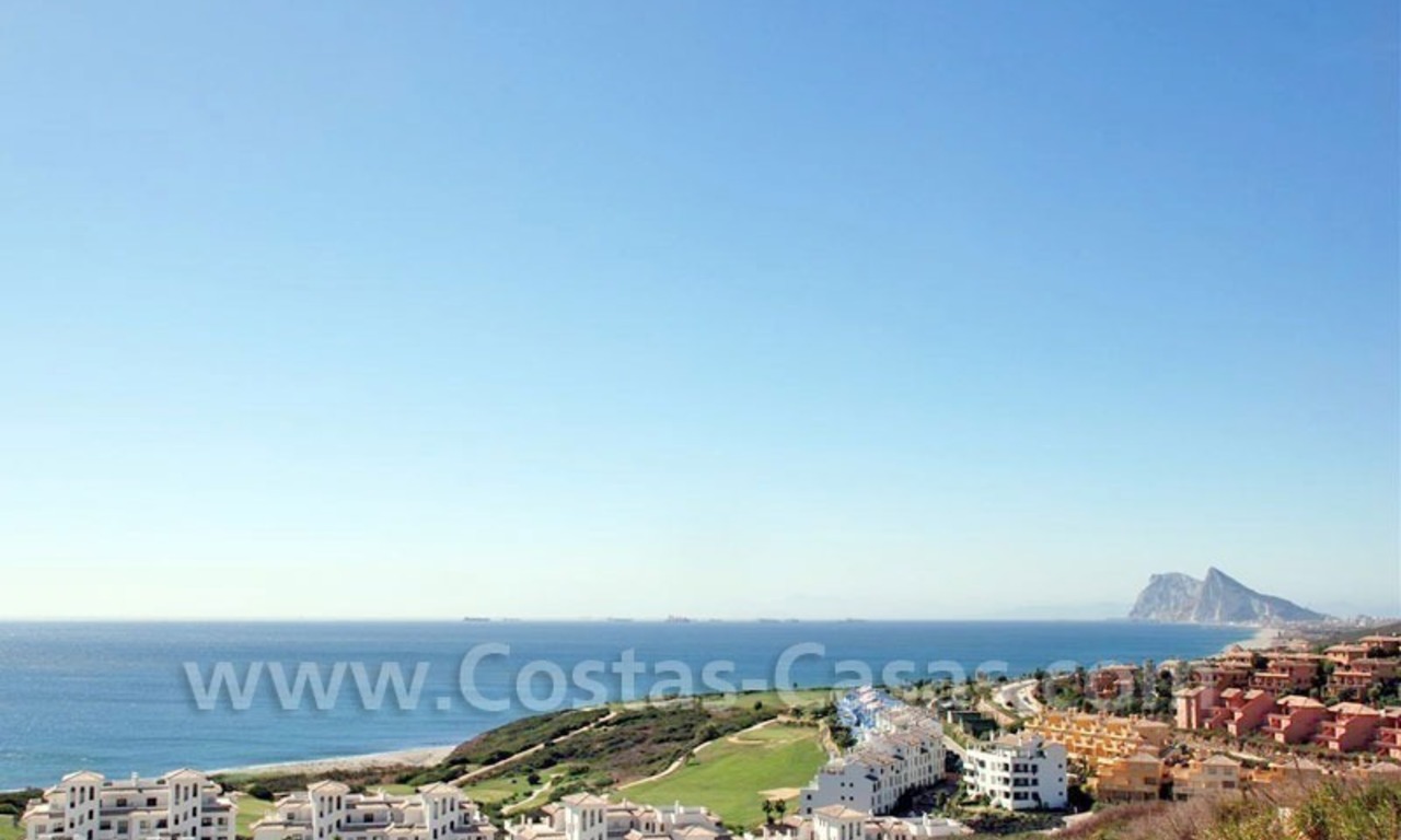 Koopjes! Luxe eerstelijn golf en -strand appartementen te koop aan de Costa del Sol 9