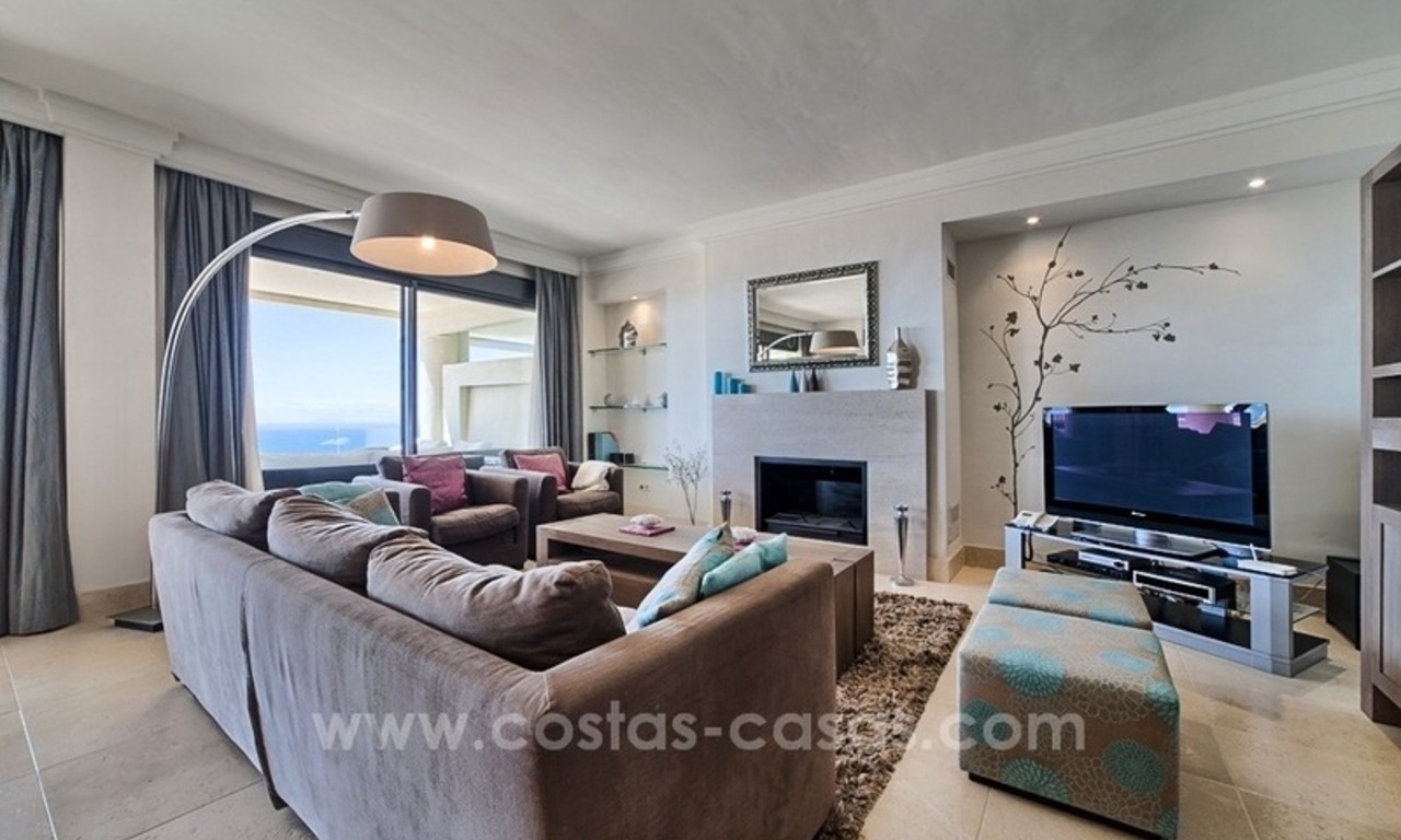 Te koop in Marbella: modern, ruim en luxueus penthouse appartement 11
