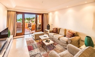 Eerstelijn strand penthouse appartement te koop op de New Golden Mile, Marbella - Estepona 8