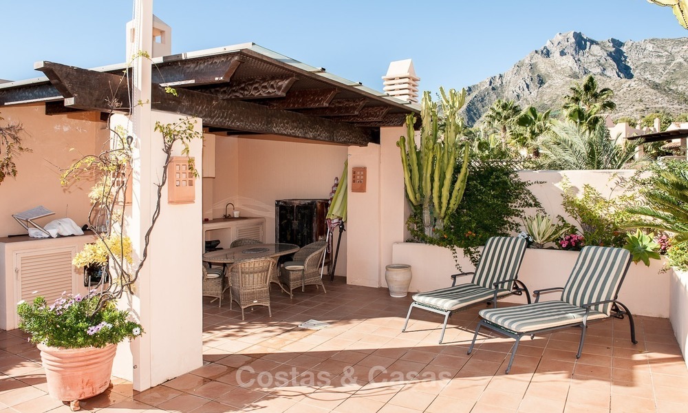 Luxe Penthouse appartement te koop met zeezicht aan de Golden Mile te Marbella 842