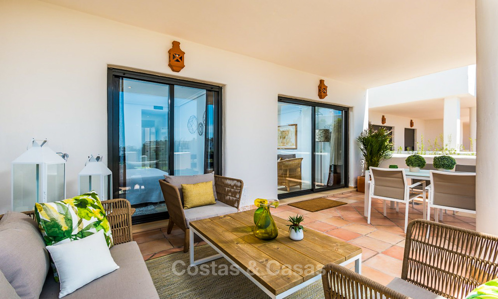 Mediterrane golfappartementen te koop in een golfresort met zeezicht, tussen Marbella en Estepona 4471