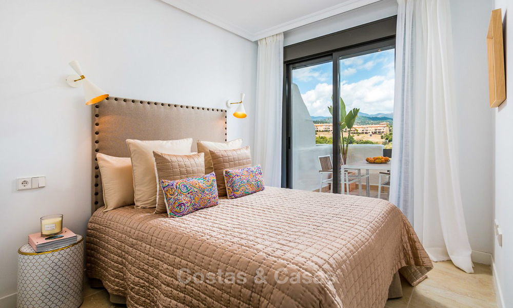 Mediterrane golfappartementen te koop in een golfresort met zeezicht, tussen Marbella en Estepona 4478
