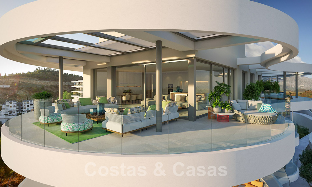 Nieuwe eigentijdse luxe appartementen te koop, met een uitzonderlijk uitzicht op zee, golf en bergen, Benahavis - Marbella. Laatste units. 31069