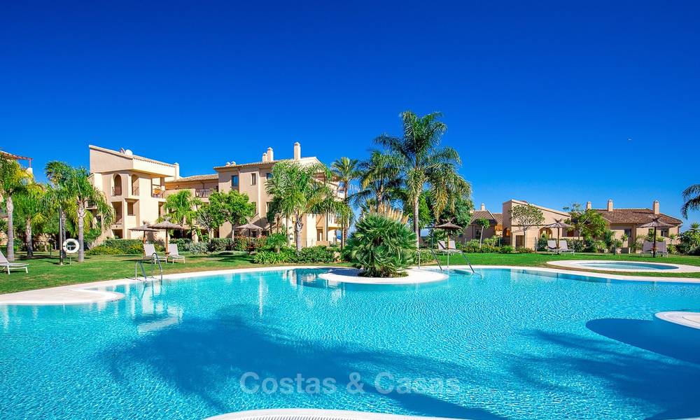 Luxe penthouse appartement met prachtige panoramische zichten op zee en bergen te koop, Benahavis, Marbella 10543