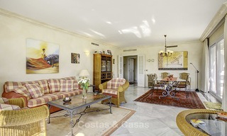 Ruim appartement met panoramisch zeezicht te koop, in een prestigieus complex aan de Golden Mile, Marbella 13164 
