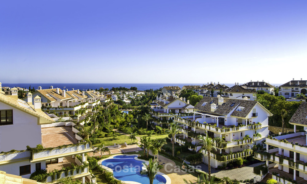 Nieuwe moderne luxe appartementen en penthouses te koop op de Golden Mile in Marbella. Opgeleverd. 17225