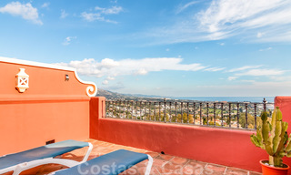Prachtig penthouse appartement met panoramisch uitzicht op zee en de bergen te koop in Benahavis - Marbella 20250 