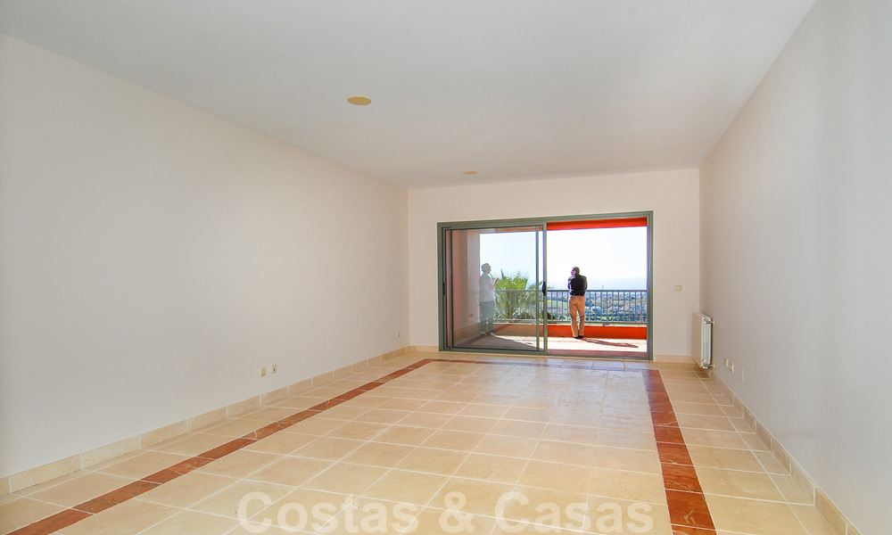 Luxe Appartementen te koop in Royal Flamingos met schitterend uitzicht over de golf en de zee in Marbella - Benahavis 23565