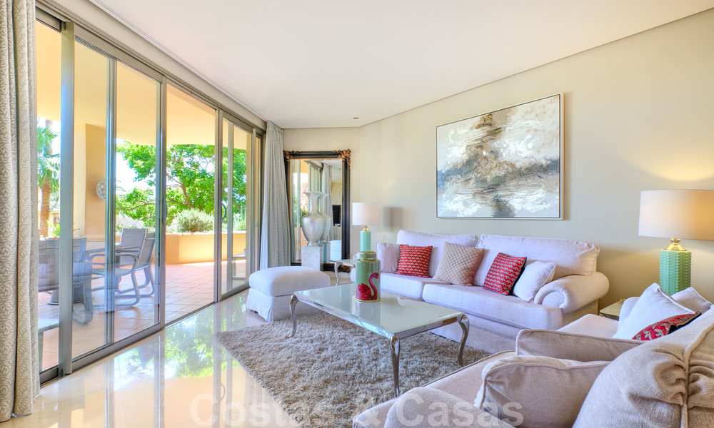 Luxe appartement te koop in prestigieus complex aan de Golden Mile te Marbella 24812