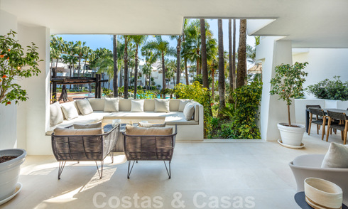 Luxueus gerenoveerd, hedendaags appartement met prachtig uitzicht op de tuin te koop in Puente Romano - Golden Mile, Marbella 38913