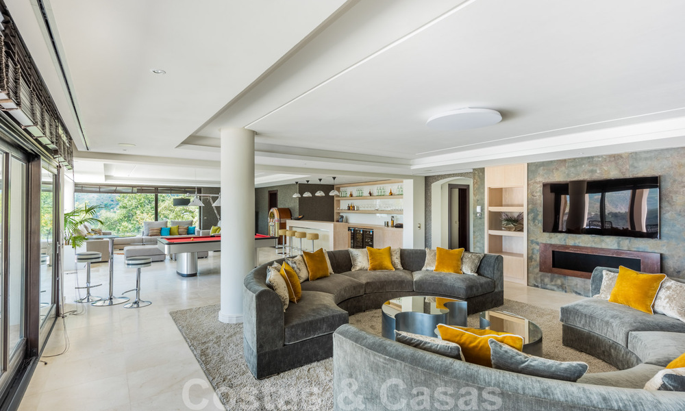 Eigentijdse, Spaanse villa te koop in het zeer exclusieve La Zagaleta Resort in Marbella - Benahavis 40421