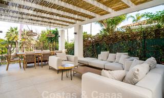Vrijstaande luxevilla te koop met privézwembad omgeven door golfbanen in de vallei van Nueva Andalucia, Marbella 53787 