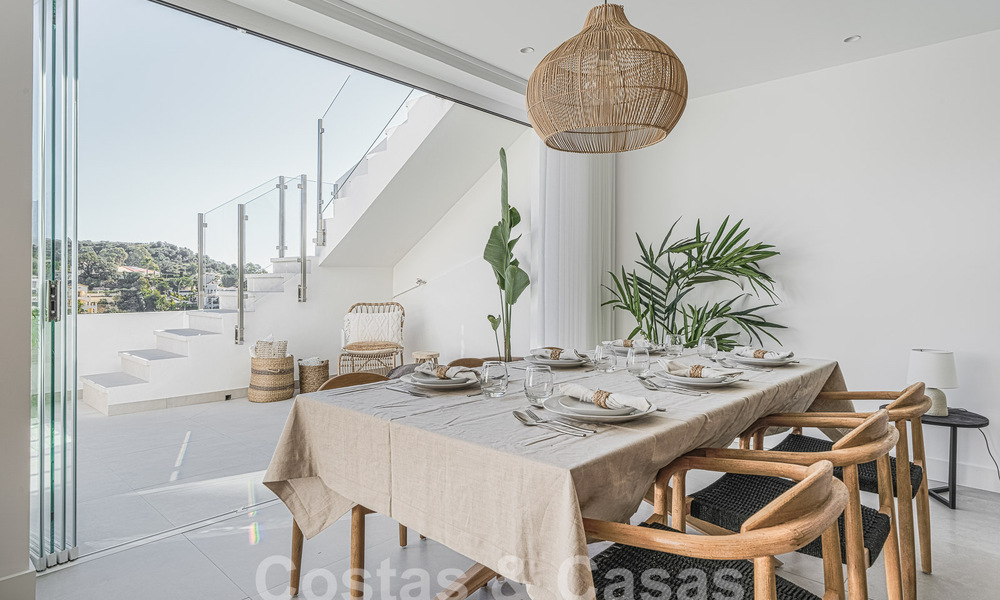 Luxueus gerenoveerd penthouse te koop met ruim terras in La Quinta golfresort, Benahavis - Marbella 53818