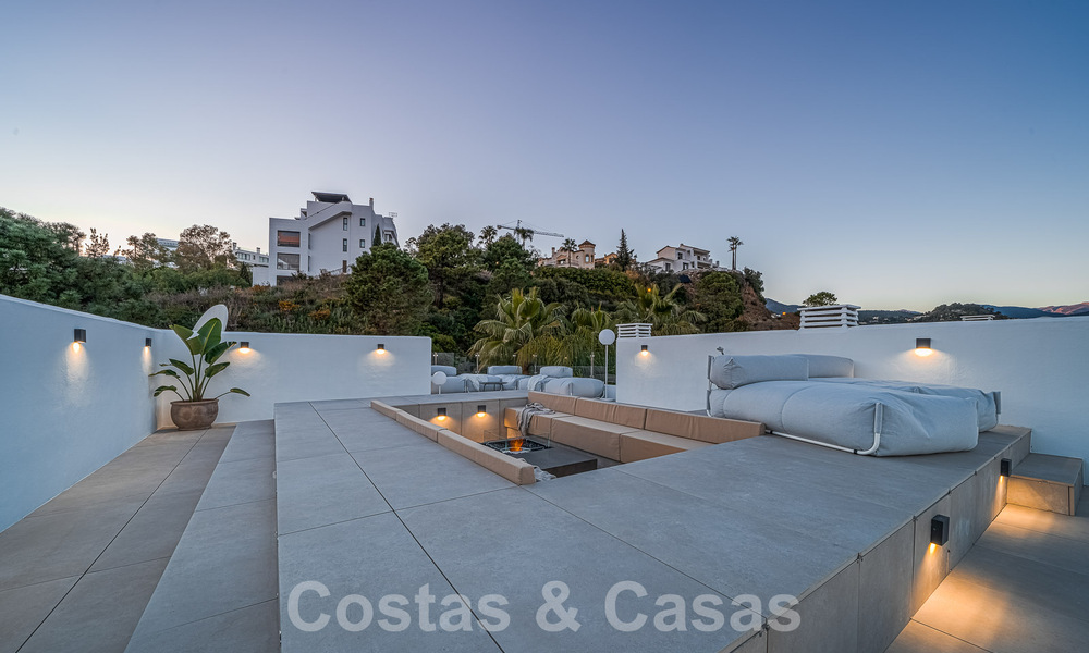 Luxueus gerenoveerd penthouse te koop met ruim terras in La Quinta golfresort, Benahavis - Marbella 53828