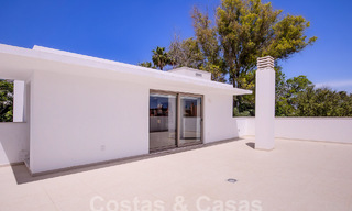 Instapklare, moderne luxevilla te koop op loopafstand van het strand in een bevoorrechte omgeving nabij Guadalmina Baja, Marbella - Estepona 53871 