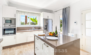 Charmante villa te koop dicht bij het strand van Elviria ten oosten van Marbella centrum 53893 