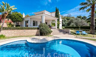 Charmante villa te koop dicht bij het strand van Elviria ten oosten van Marbella centrum 53941 