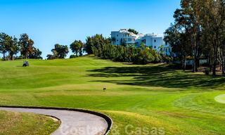 Modern tuinappartement te koop met 3 slaapkamers in golfresort op de New Golden Mile tussen Marbella en Estepona 53256 