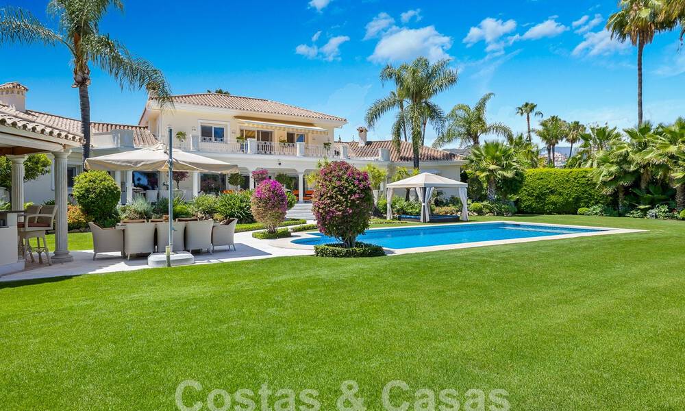 Mediterrane luxevilla te koop met 6 slaapkamers in een geprivilegieerde golfomgeving in Nueva Andalucia’s vallei, Marbella 53187
