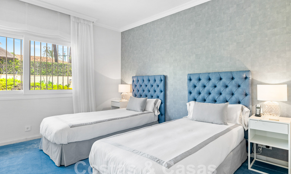 Mediterrane luxevilla te koop met 6 slaapkamers in een geprivilegieerde golfomgeving in Nueva Andalucia’s vallei, Marbella 53196