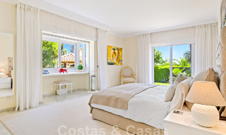 Mediterrane luxevilla te koop met 6 slaapkamers in een geprivilegieerde golfomgeving in Nueva Andalucia’s vallei, Marbella 53206 