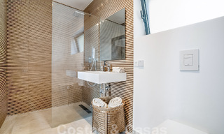 Mediterrane luxevilla te koop met een modernistische uitstraling in Benahavis - Marbella 53101 