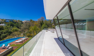 Instapklare, nieuwe, moderne luxevilla met 6 slaapkamers te koop met zeezicht in La Quinta, Marbella - Benahavis 54305 