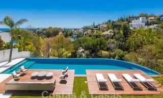 Instapklare, nieuwe, moderne luxevilla met 6 slaapkamers te koop met zeezicht in La Quinta, Marbella - Benahavis 54308 