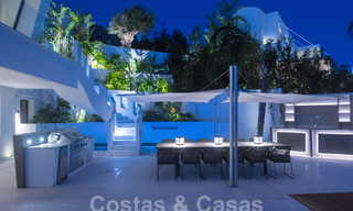 Instapklare, nieuwe, moderne luxevilla met 6 slaapkamers te koop met zeezicht in La Quinta, Marbella - Benahavis 54319 