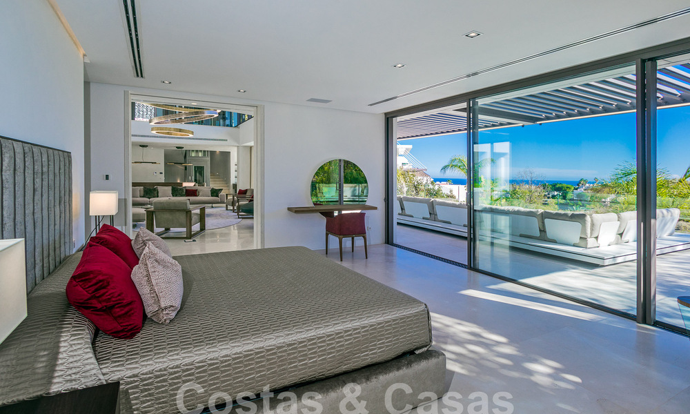 Instapklare, nieuwe, moderne luxevilla met 6 slaapkamers te koop met zeezicht in La Quinta, Marbella - Benahavis 54330