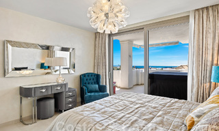 Luxueus en extreem ruim appartement te koop in een chic complex in Nueva Andalucia, Marbella 54490 
