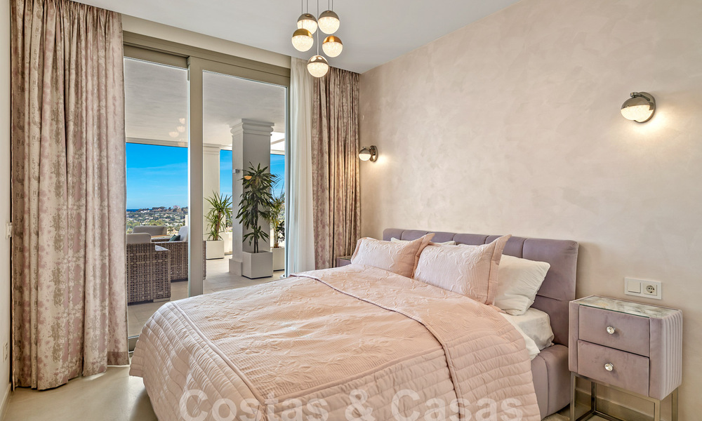 Luxueus en extreem ruim appartement te koop in een chic complex in Nueva Andalucia, Marbella 54505