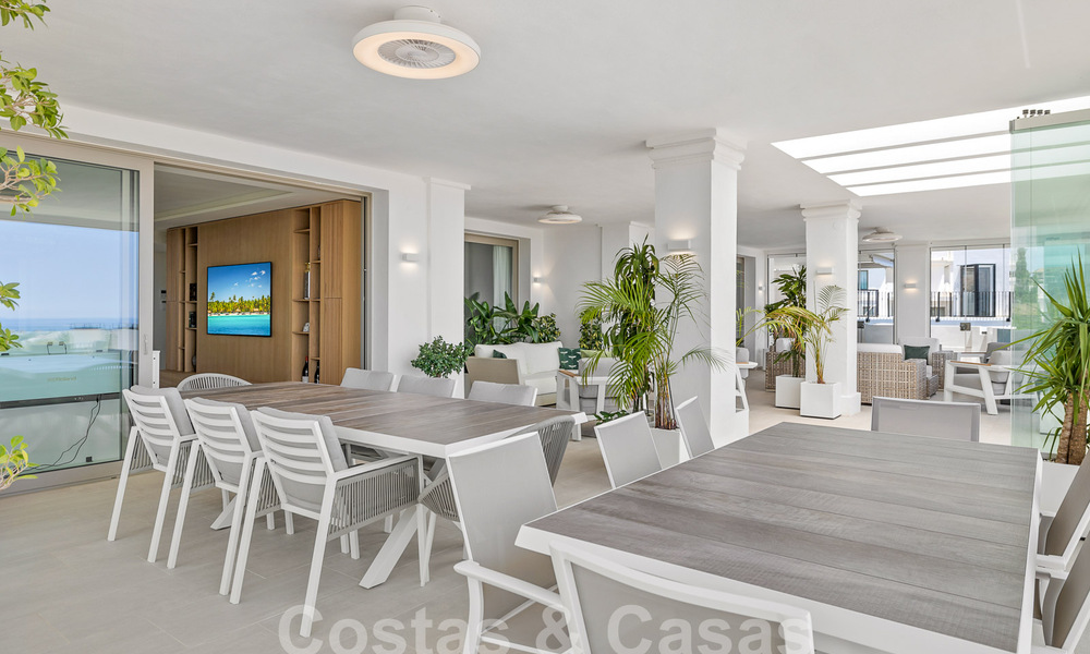 Luxueus en extreem ruim appartement te koop in een chic complex in Nueva Andalucia, Marbella 54536