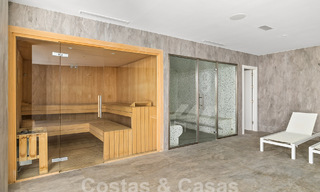 Luxueus en extreem ruim appartement te koop in een chic complex in Nueva Andalucia, Marbella 54549 