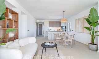 Charmant luxe appartement te koop met panoramisch uitzicht, op wandelafstand van Puerto Banus in Nueva Andalucia, Marbella 54379 