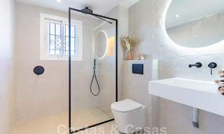 Charmant luxe appartement te koop met panoramisch uitzicht, op wandelafstand van Puerto Banus in Nueva Andalucia, Marbella 54390 