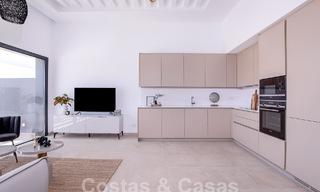 Eigentijds duplex penthouse te koop met privézwembad, op de New Golden Mile tussen Marbella en Estepona 53613 