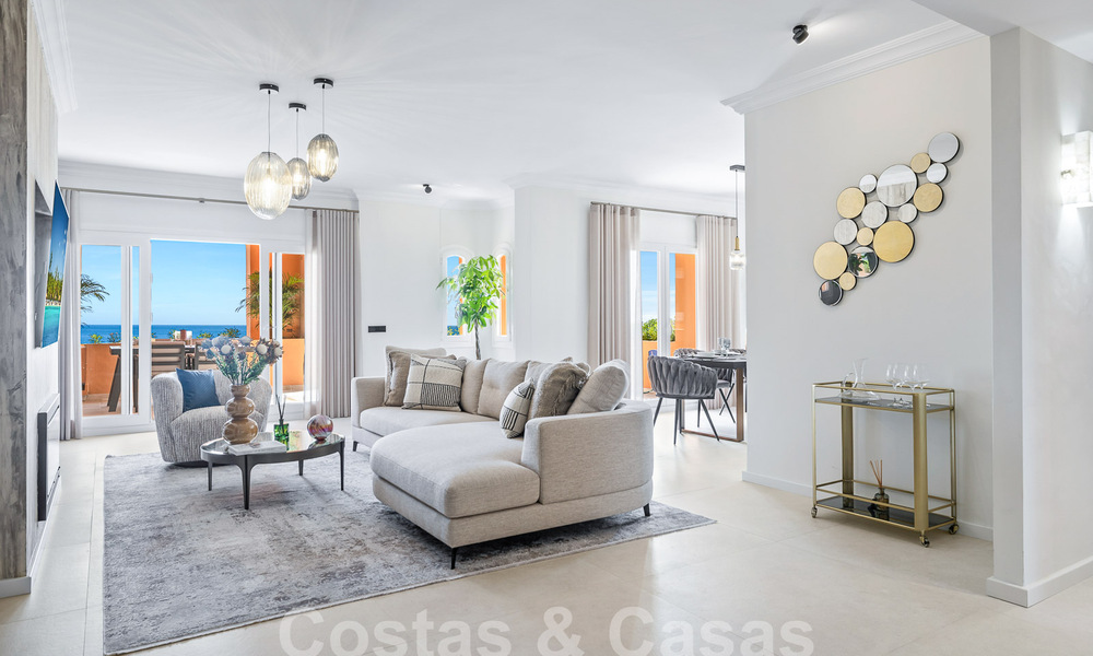 Luxueus duplex penthouse met adembenemend zeezicht te koop in de golfvallei van Nueva Andalucia, Marbella 54621