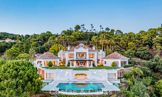 Boutique villa in resortstijl te koop met open zeezicht, genesteld in het weelderig groen van het exclusieve La Zagaleta golfresort, Marbella - Benahavis 54105 