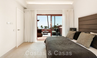 Luxe penthouse te koop in een exclusief strandcomplex op de New Golden Mile, Marbella - Estepona 55103 