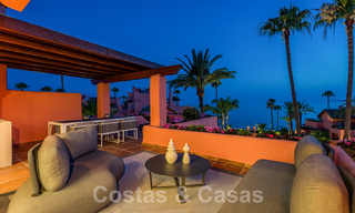 Luxe penthouse te koop in een exclusief strandcomplex op de New Golden Mile, Marbella - Estepona 55107 