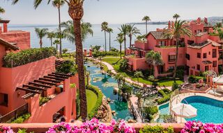 Luxe penthouse te koop in een exclusief strandcomplex op de New Golden Mile, Marbella - Estepona 55117 