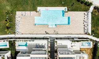 Luxueus, modern, begane grond appartement te koop met verwarmd privézwembad en zeezicht in Marbella - Benahavis 55638 