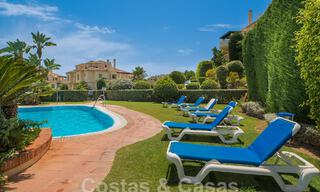 Luxueus duplex penthouse te koop in een gated complex omringd door de golfbaan in Marbella - Benahavis 56029 