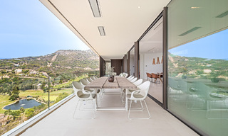 Instapklare, ultramoderne luxevilla te koop op eerstelijnsgolf in het prestigieuze Marbella Club Golf Resort in Benahavis 56135 