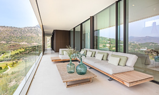 Instapklare, ultramoderne luxevilla te koop op eerstelijnsgolf in het prestigieuze Marbella Club Golf Resort in Benahavis 56136 